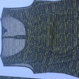 St John Sleeveless top blouse black Gold Medium Silk blends